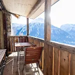 Bijoux In The Swiss Mountains *