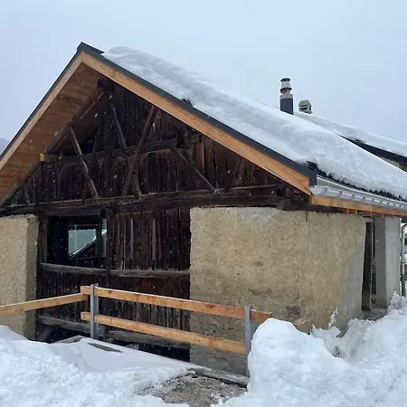Bijoux In The Swiss Mountains Chalet