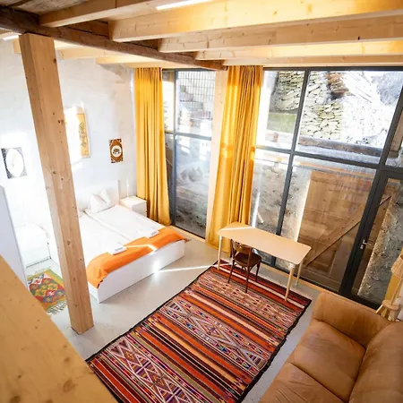 Bijoux In The Swiss Mountains
