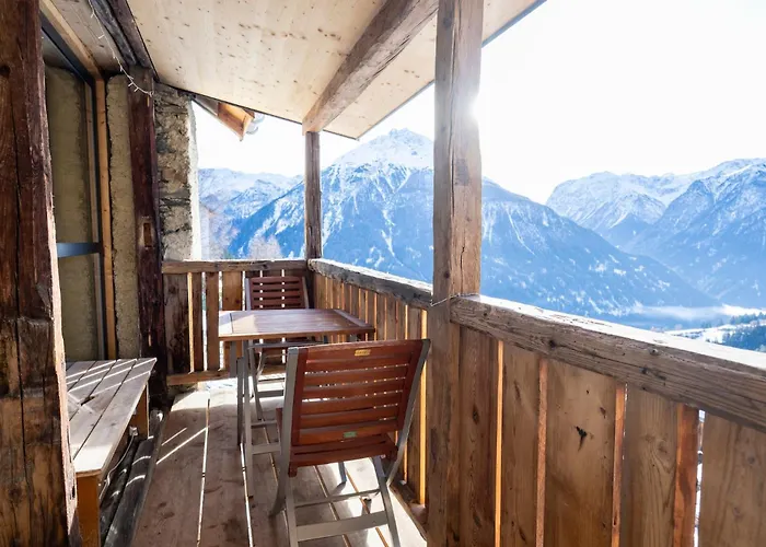 Bijoux In The Swiss Mountains *