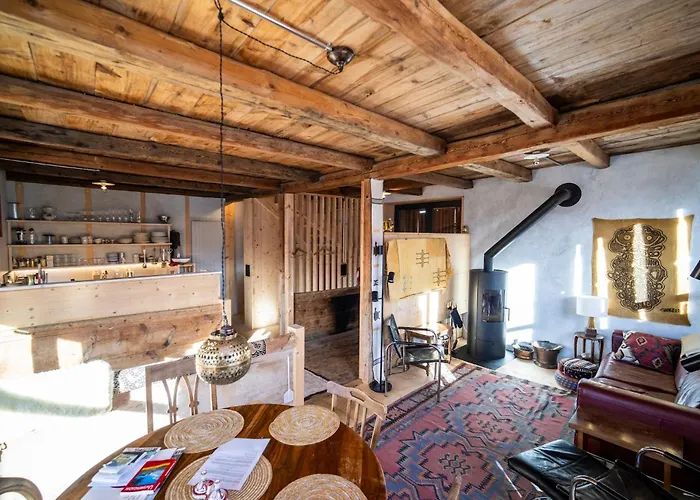 Bijoux In The Swiss Mountains Vna