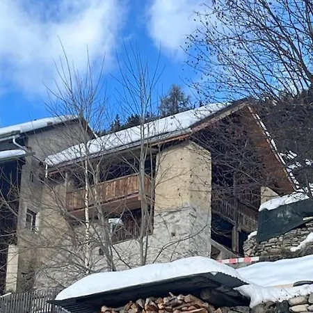 Bijoux In The Swiss Mountains Chalet